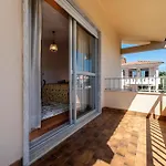 Villa Cantinho Alegre Em *