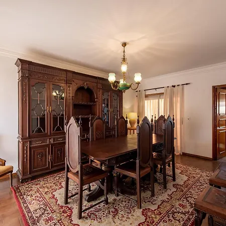 וילה Cantinho Alegre Em *