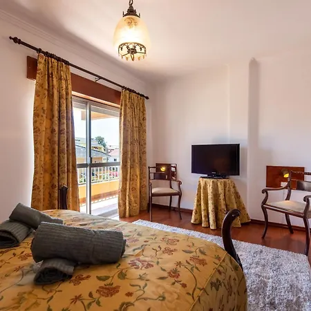 Cantinho Alegre Em קסקאיס