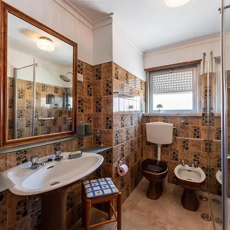 Cantinho Alegre Em * קסקאיס