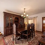Villa Cantinho Alegre Em *